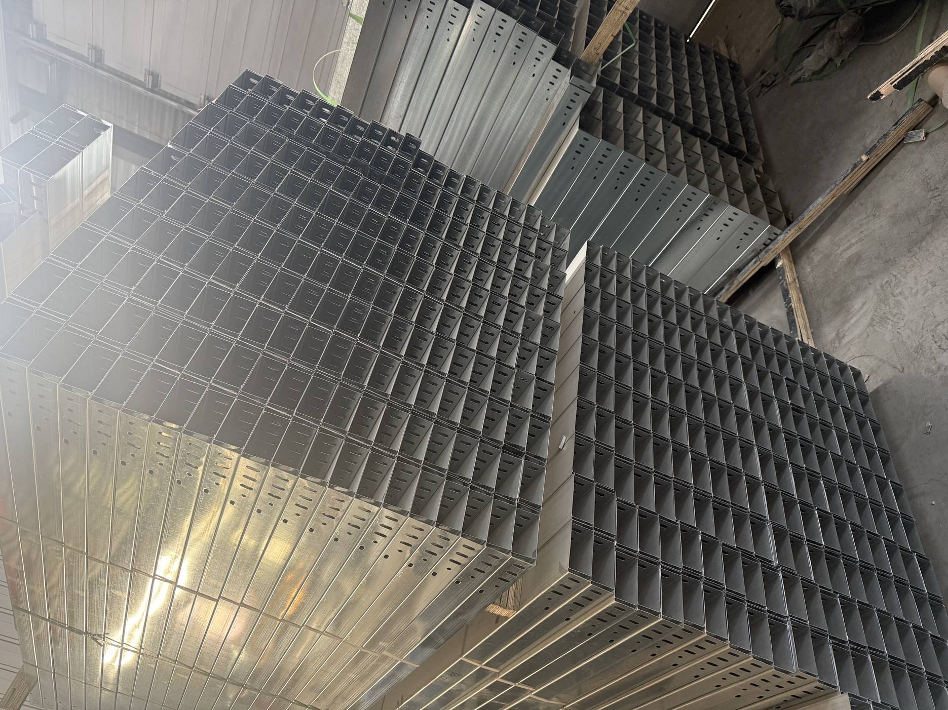 鹰潭市金属桥架金属桥架 - 哪里好
